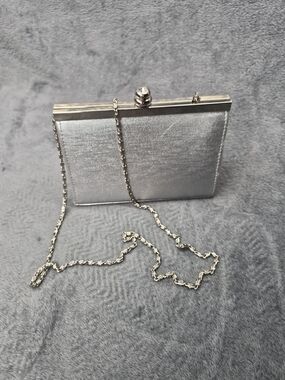 VTG BILL BLASS Silver Satin Evening Clutch & Crossbody Bag Liss Lock Chain Strap